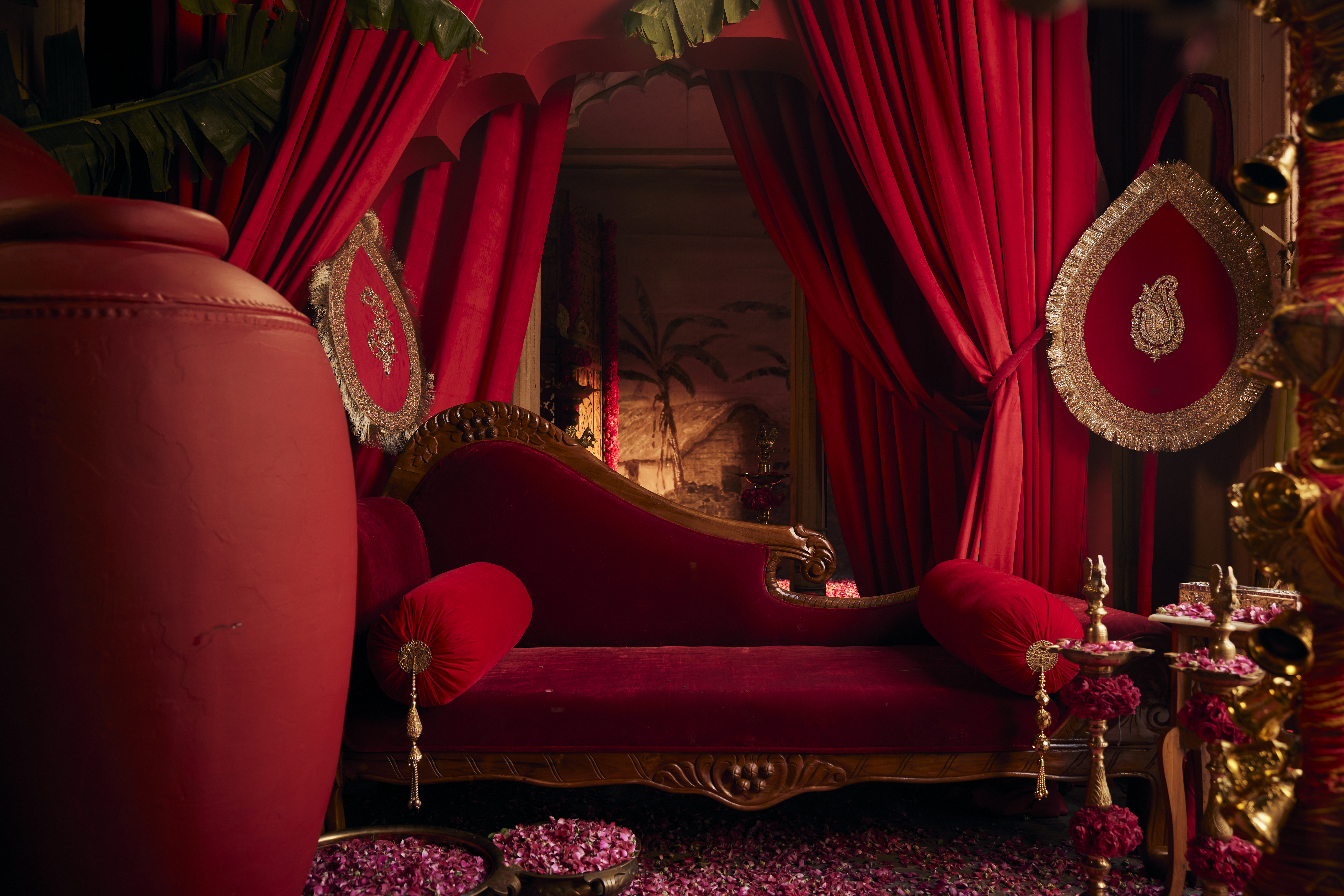 Best padel rackets for beginners laid out on a padel court